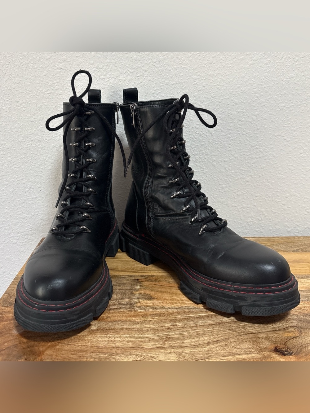 Kurt Geiger London BIRD Combat Boots in Black Red stitching size 41 (US 10)